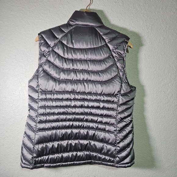 Bernardo Woman's Goose Down Puffer Vest Large Silver Shiny Gunmetal Chic Stylish - Picture 2 of 12